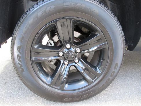 Used 2024 RAM 1500 Classic Warlock RWD image 8