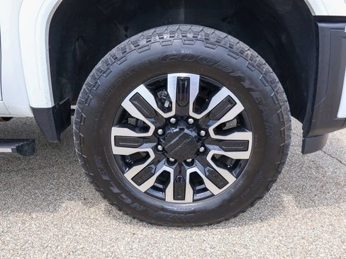 Used 2024 GMC Sierra 2500 Denali Ultimate w/ Max Trailering Package AWD/4WD image 35