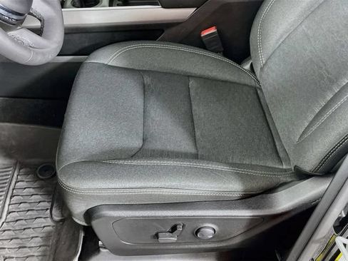 Used 2025 RAM 1500 Big Horn AWD/4WD image 20