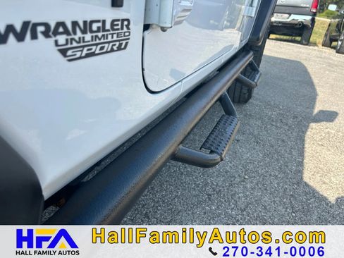 Used 2018 Jeep Wrangler Unlimited Sport image 10