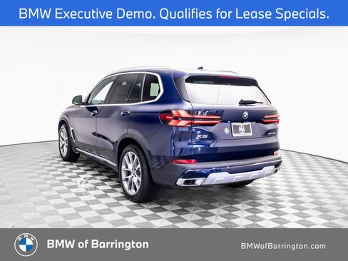 Used 2026 BMW X5 xDrive40i AWD/4WD image 3