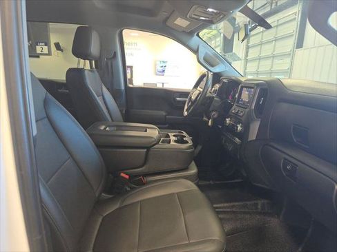 Used 2021 GMC Sierra 1500 4x4 Crew Cab w/ Sierra Value Package image 13