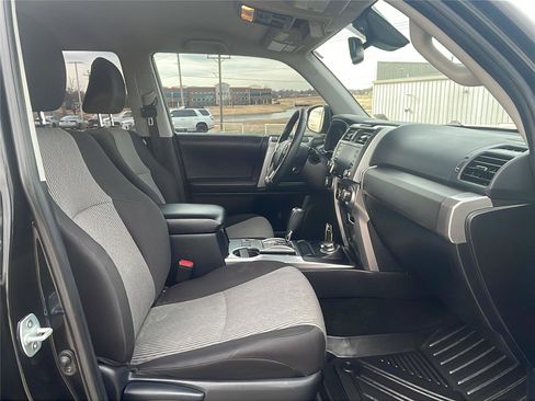 Used 2022 Toyota 4Runner SR5 image 14