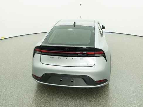 New 2026 Toyota Prius LE image 7