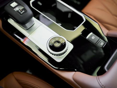 New 2026 Mitsubishi Outlander SEL image 51