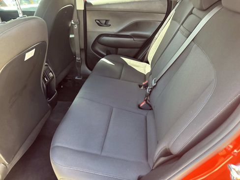 Used 2024 Hyundai Kona SEL FWD image 10