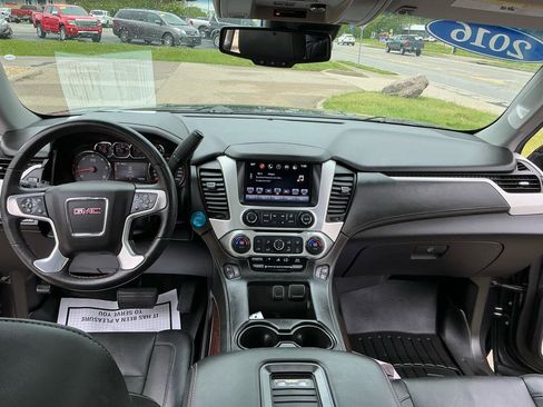 Used 2016 GMC Yukon SLT w/ Open Road Package AWD/4WD image 15