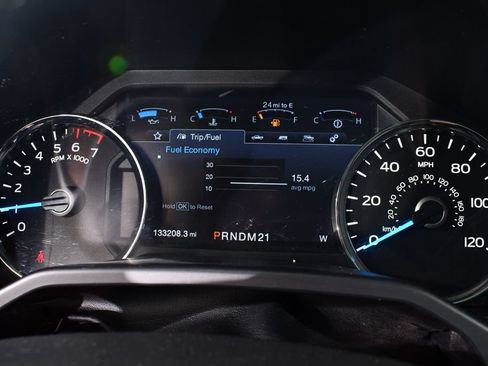 Used 2016 Ford F150 Lariat w/ Equipment Group 502A Luxury AWD/4WD image 26