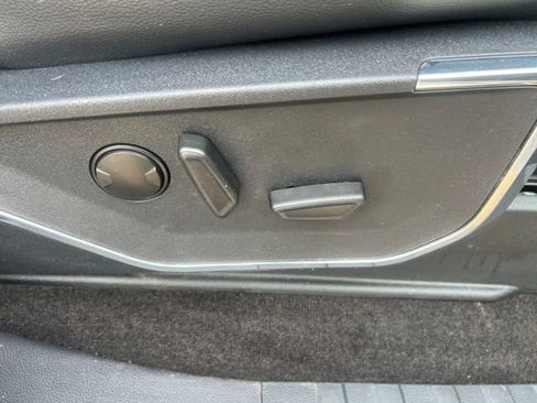 Used 2022 Ford F150 Lariat w/ Equipment Group 501A Mid image 20