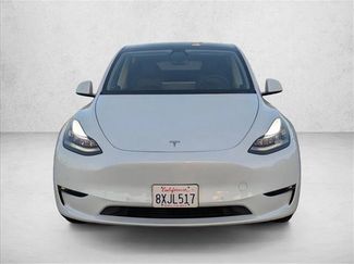 Used 2021 Tesla Model Y Long Range video 2
