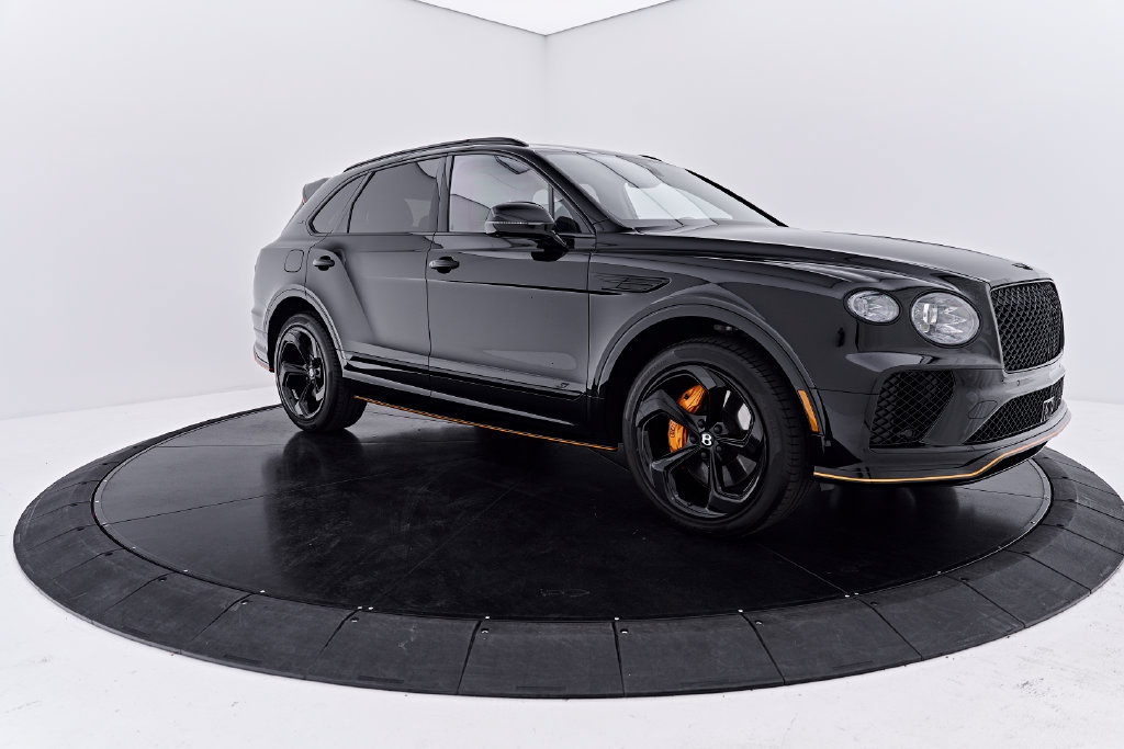 Used 2025 Bentley Bentayga AWD/4WD image 17