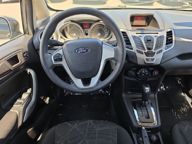 Used 2011 Ford Fiesta SE w/ 201A Rapid Spec Order Code FWD image 9