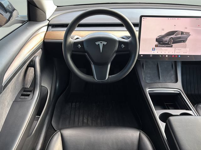 Used 2023 Tesla Model 3 Standard Range RWD image 15