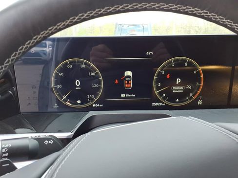 Used 2025 INFINITI QX80 Sensory AWD/4WD image 8