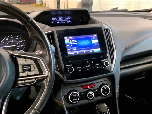 Used 2021 Subaru Crosstrek 2.0i Premium w/ Moonroof Package AWD/4WD image 6
