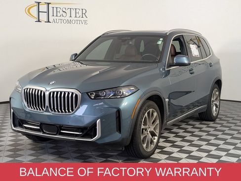 Used 2024 BMW X5 xDrive40i w/ Premium Package AWD/4WD image 4
