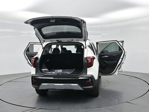New 2026 Kia Seltos S FWD image 41