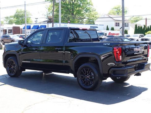 Used 2023 GMC Sierra 1500 Pro w/ Graphite Edition AWD/4WD image 3