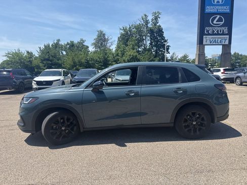 Used 2023 Honda HR-V Sport image 11