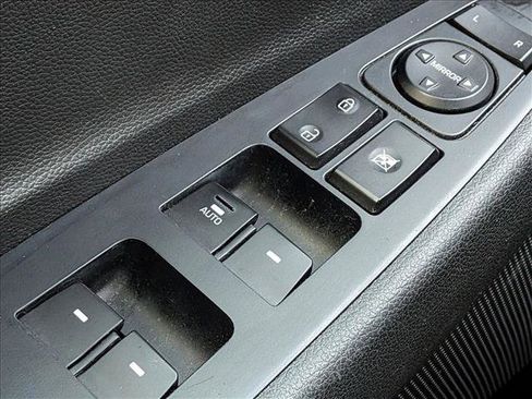 Used 2018 Hyundai Tucson SEL image 12