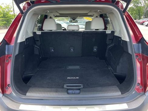 Used 2021 Nissan Rogue SL w/ Premium Package FWD image 11