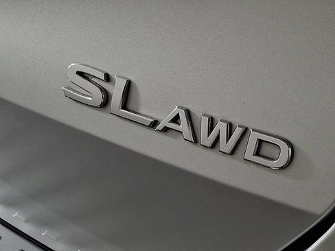 Used 2020 Nissan Rogue SL AWD/4WD image 31