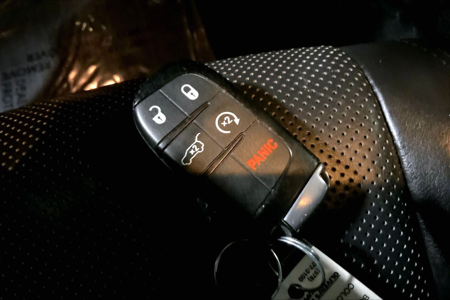 Used 2020 Jeep Grand Cherokee High Altitude AWD/4WD image 14