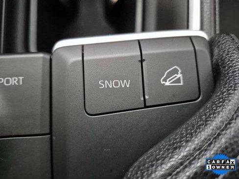 Used 2024 Toyota Grand Highlander XLE image 28