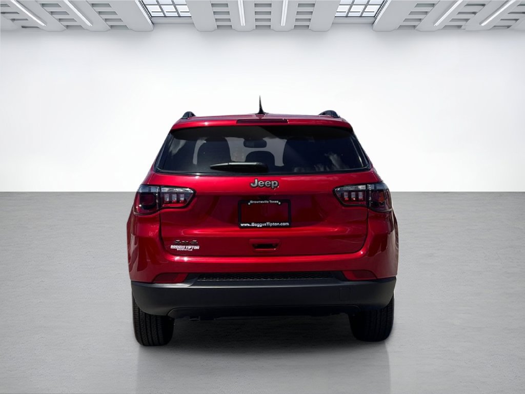 New 2026 Jeep Compass Latitude AWD/4WD image 4