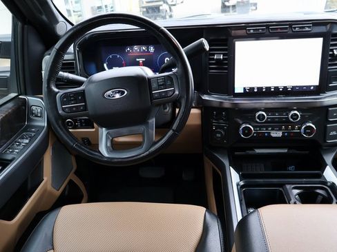 Used 2024 Ford F350 Lariat w/ FX4 Off-Road Package image 12