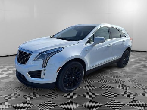 New 2026 Cadillac XT5 Luxury w/ LPO, Bronce Accent Package image 3