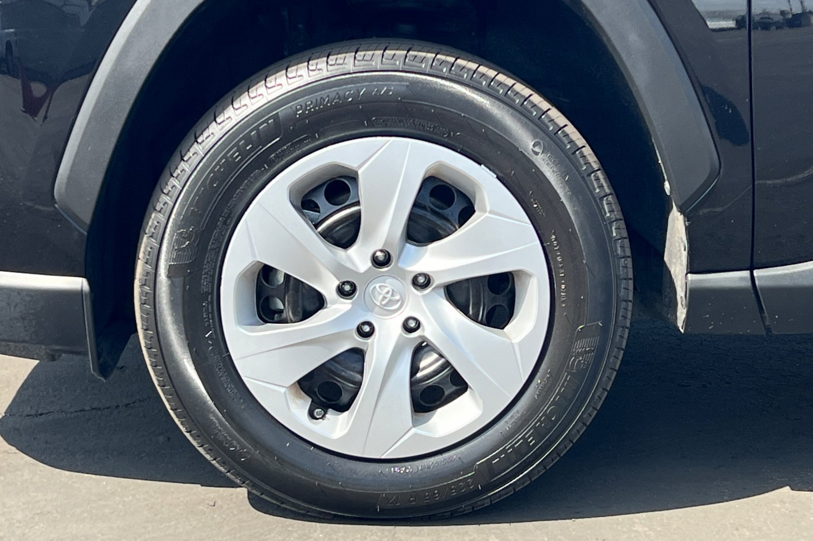 Certified 2025 Toyota RAV4 LE AWD/4WD image 25