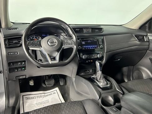 Used 2018 Nissan Rogue SV AWD/4WD image 15
