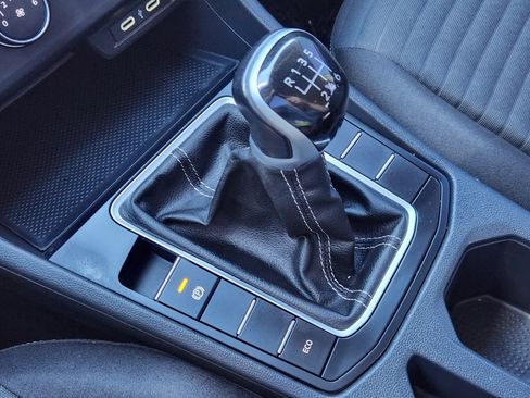 Used 2024 Volkswagen Jetta S image 22