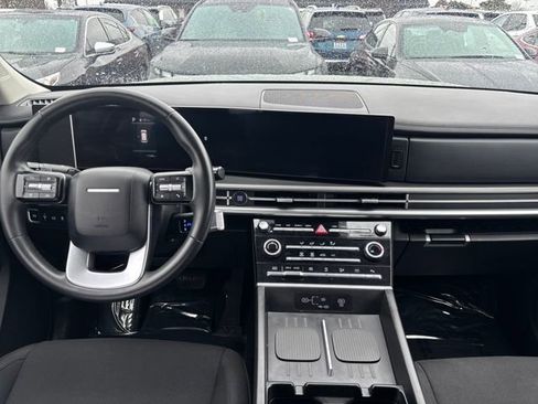 Certified 2025 Hyundai Santa Fe SE image 19