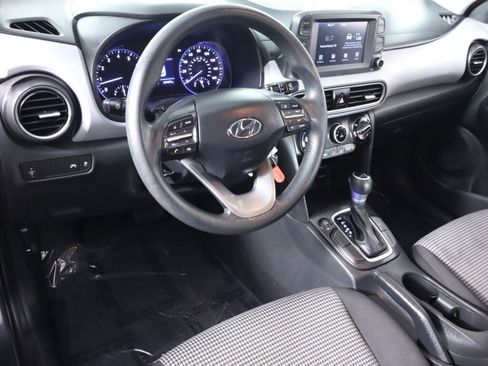 Used 2021 Hyundai Kona SE FWD image 9
