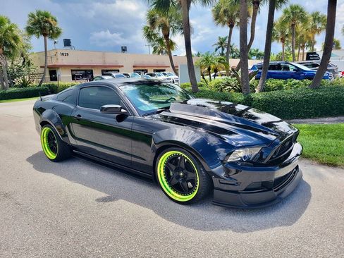Used 2013 Ford Mustang GT w/ GT Track Pkg RWD image 3