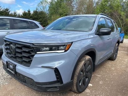 Used 2025 Honda Pilot Sport