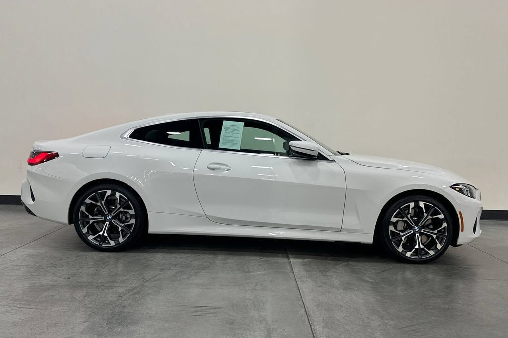 Used 2025 BMW 430i xDrive Coupe w/ Premium Package AWD/4WD image 3