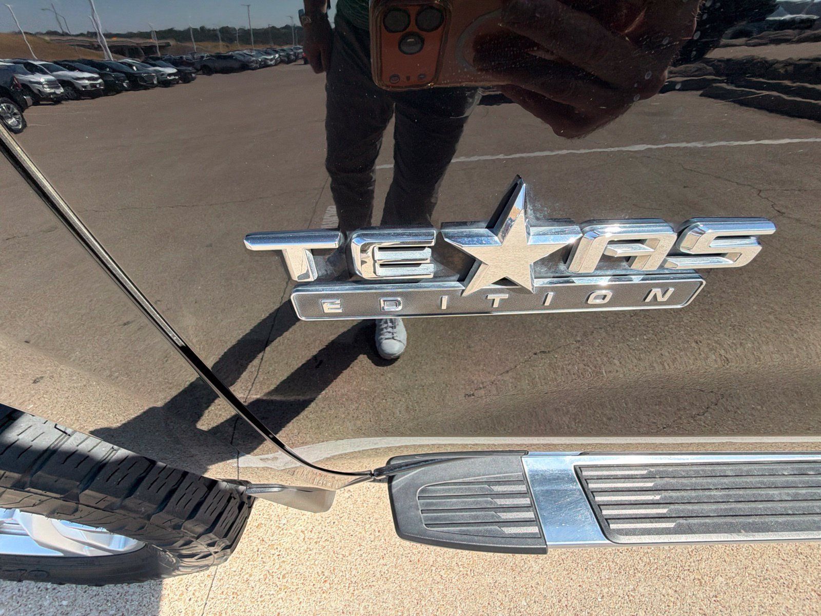 Used 2021 Chevrolet Silverado 1500 LT AWD/4WD image 4