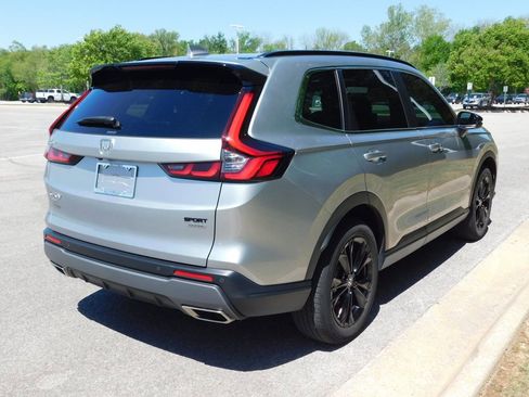 Used 2023 Honda CR-V Sport Touring image 4