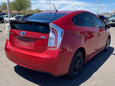 Used 2015 Toyota Prius Two FWD image 5