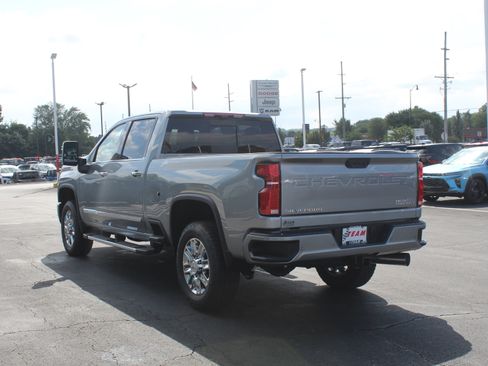 New 2026 Chevrolet Silverado 2500 High Country w/ Technology Package AWD/4WD image 8