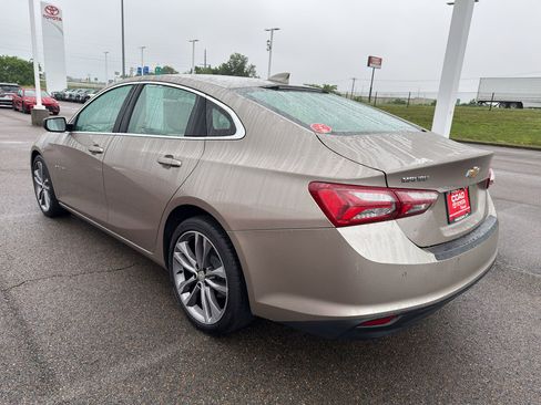 Used 2024 Chevrolet Malibu LT FWD image 2