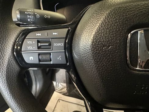 Used 2025 Honda Civic LX image 11