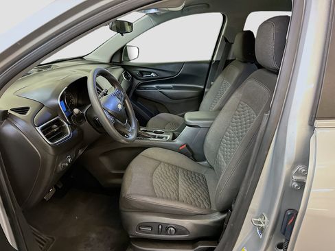 Used 2021 Chevrolet Equinox LT w/ LPO, Cargo Package image 13