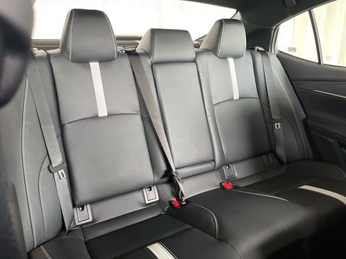 New 2026 Toyota Camry Hybrid AWD/4WD image 32
