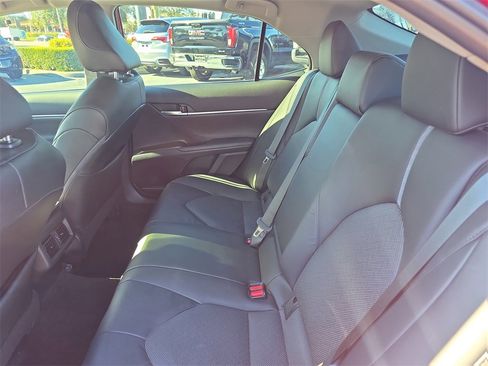 Used 2024 Toyota Camry XLE image 10