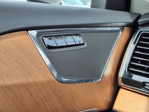 Certified 2023 Volvo XC90 B6 Plus w/ Protection Package Premier image 33