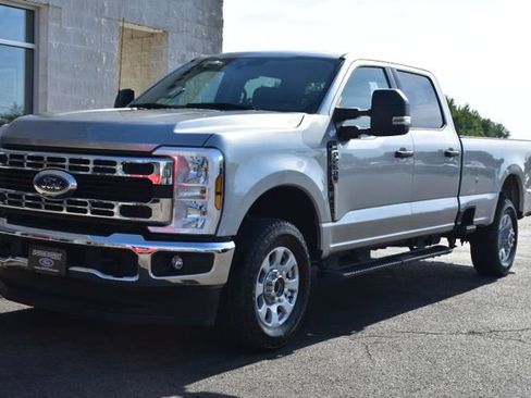 Used 2024 Ford F250 XLT AWD/4WD image 14